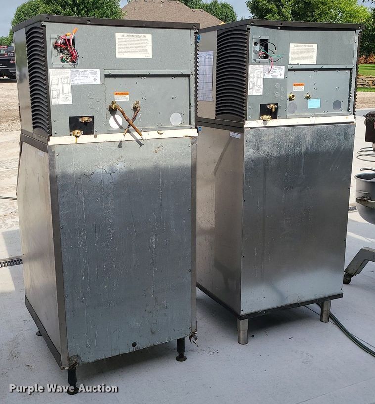 image for item MQ9538 (2) Manitowoc B570 ice makers