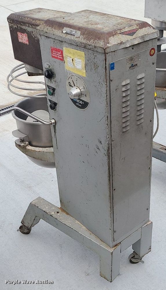 image for item MQ9539 Univex SRM30+  mixer