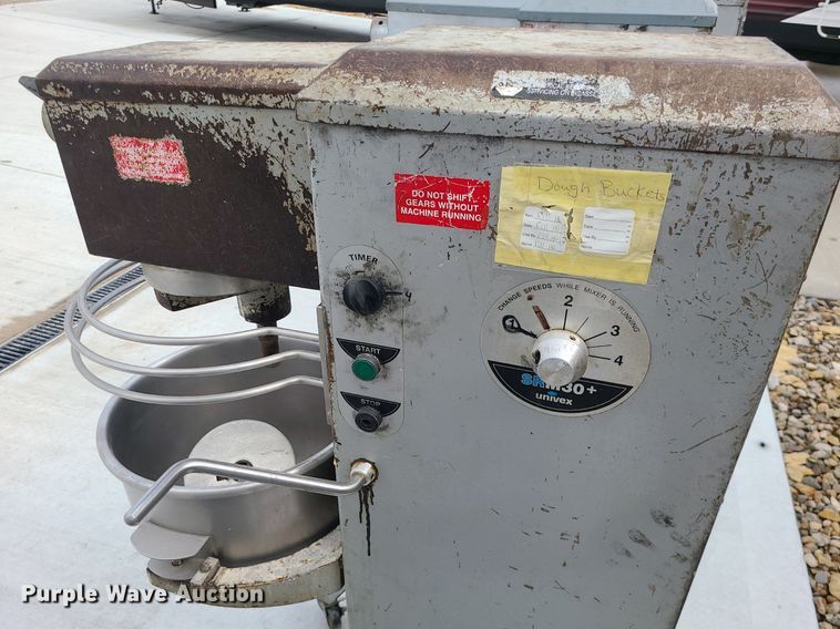 image for item MQ9539 Univex SRM30+  mixer