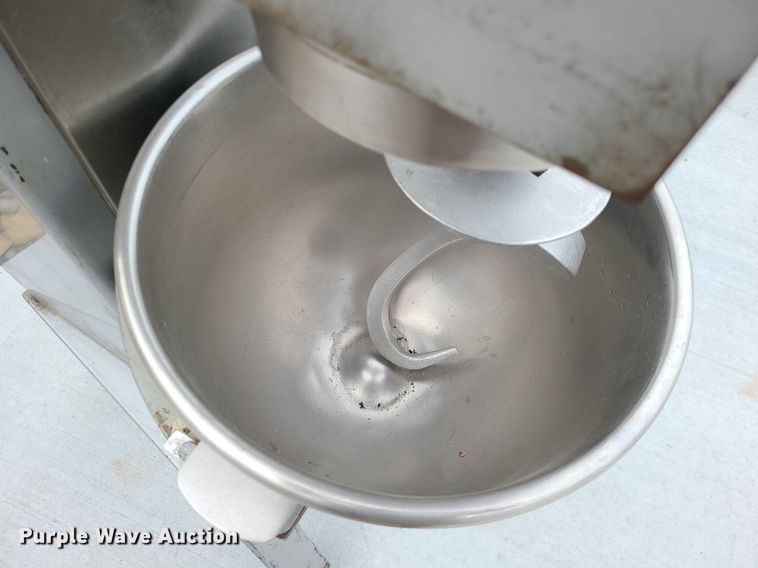 image for item MQ9541 Univex N30  mixer