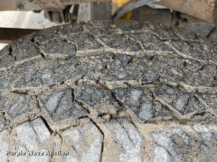 image for item MR9073 2002 Ford F250 Super Duty  pickup truck