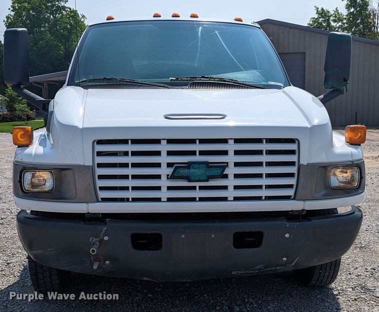 image for item MX9312 2008 Chevrolet C4500  Crew Cab flatbed truck