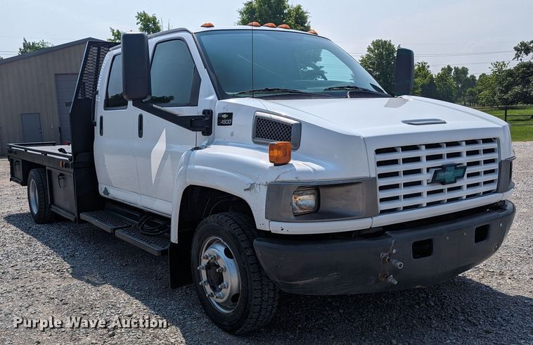 image for item MX9312 2008 Chevrolet C4500  Crew Cab flatbed truck