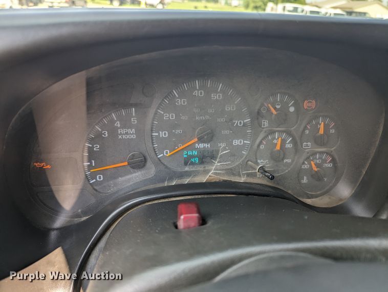 image for item MX9312 2008 Chevrolet C4500  Crew Cab flatbed truck