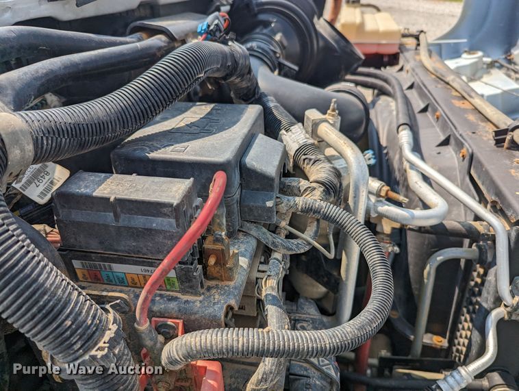 image for item MX9312 2008 Chevrolet C4500  Crew Cab flatbed truck