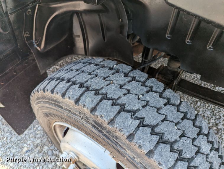 image for item MX9312 2008 Chevrolet C4500  Crew Cab flatbed truck