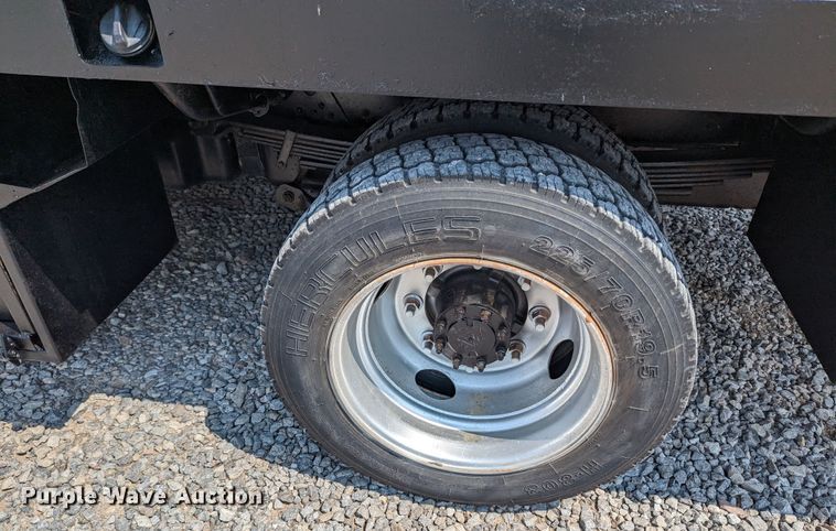 image for item MX9312 2008 Chevrolet C4500  Crew Cab flatbed truck