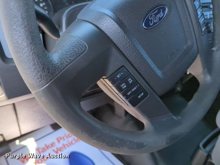 image for item MX9335 2013 Ford F150  SuperCab pickup truck