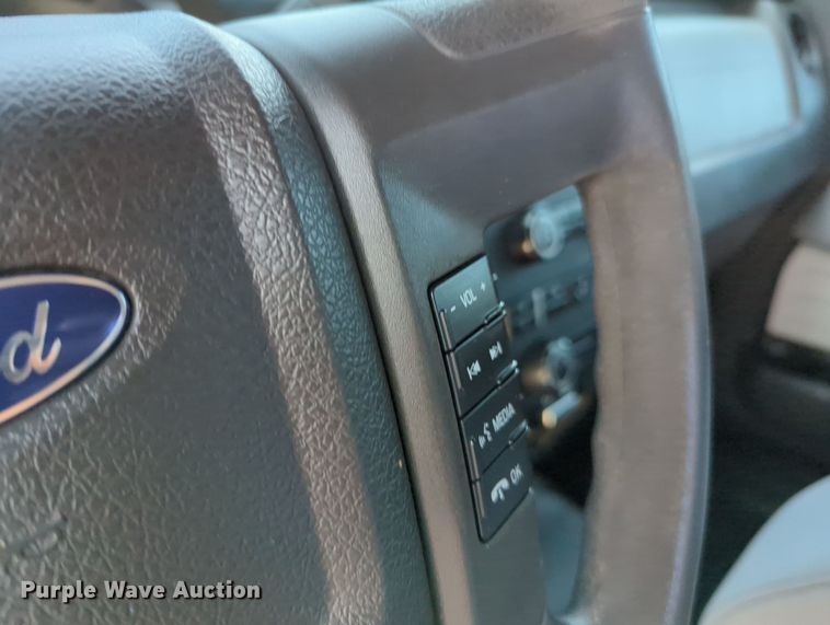 image for item MX9335 2013 Ford F150  SuperCab pickup truck