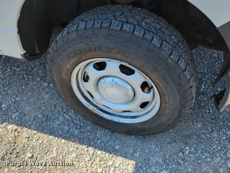 image for item MX9335 2013 Ford F150  SuperCab pickup truck