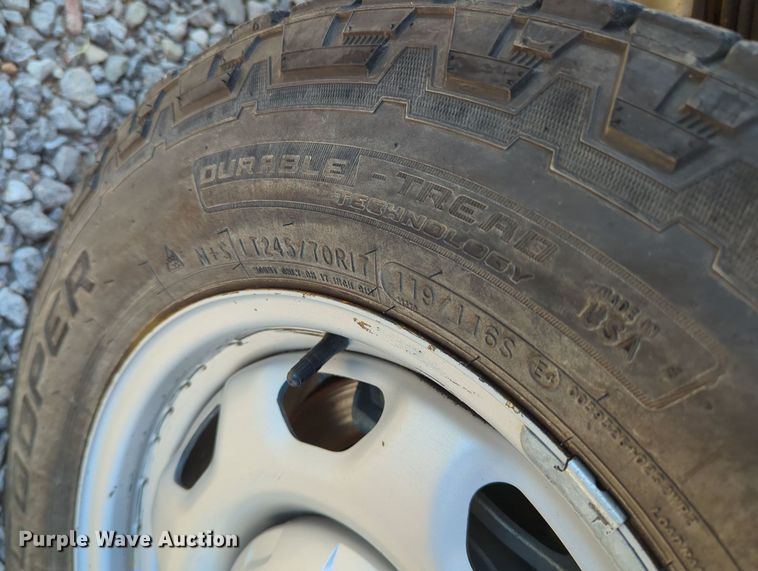 image for item MX9335 2013 Ford F150  SuperCab pickup truck