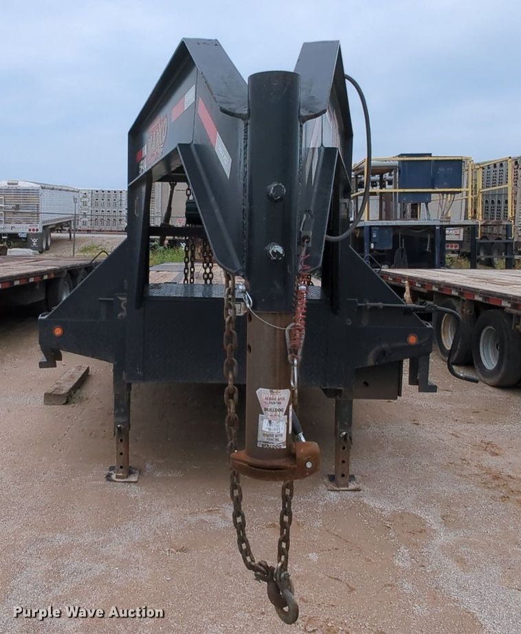 image for item MY9333 2017 MAXXD  equipment trailer