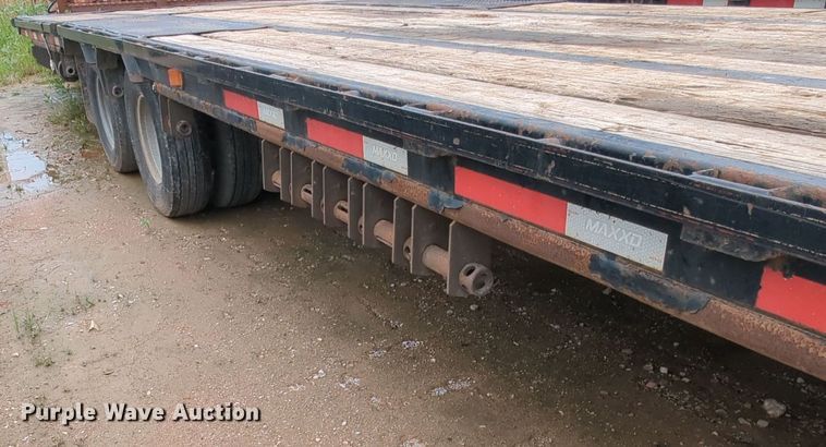 image for item MY9333 2017 MAXXD  equipment trailer