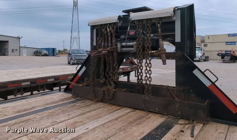 image for item MY9333 2017 MAXXD  equipment trailer