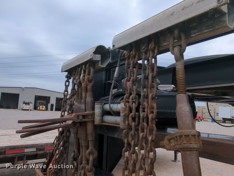 image for item MY9333 2017 MAXXD  equipment trailer