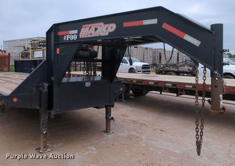 image for item MY9333 2017 MAXXD  equipment trailer