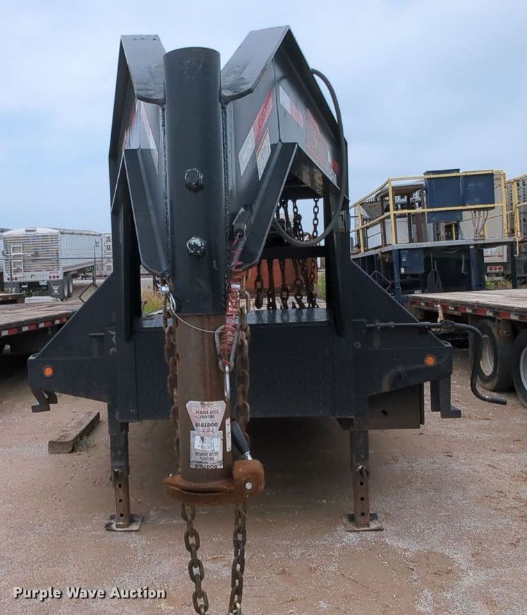 image for item MY9333 2017 MAXXD  equipment trailer