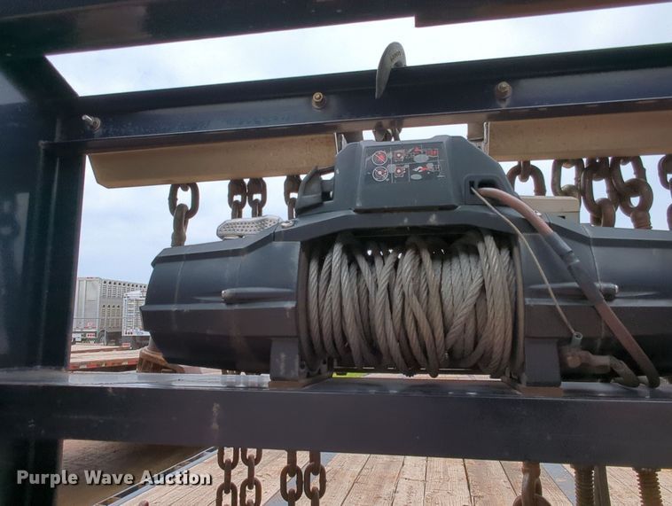 image for item MY9333 2017 MAXXD  equipment trailer