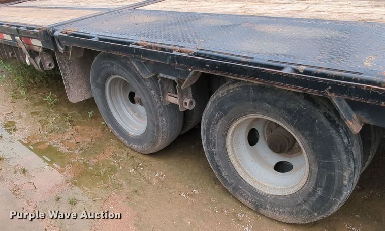 image for item MY9333 2017 MAXXD  equipment trailer