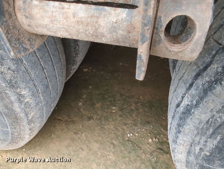 image for item MY9333 2017 MAXXD  equipment trailer