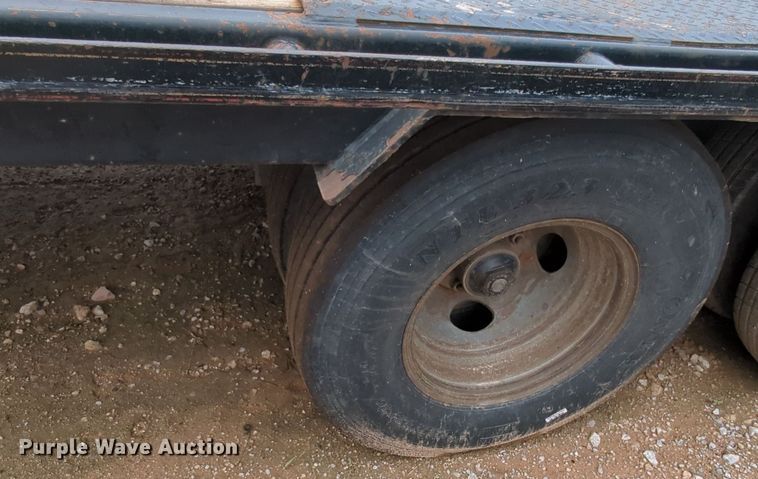 image for item MY9333 2017 MAXXD  equipment trailer