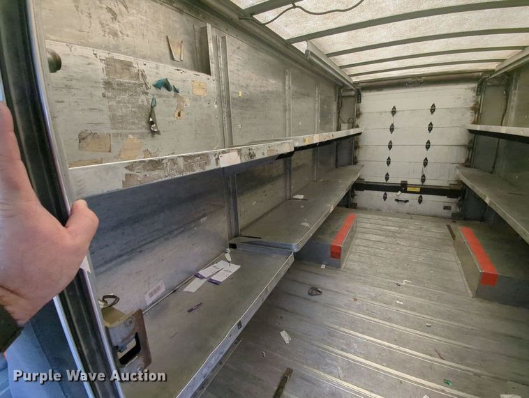 image for item MY9373 2006 Freightliner MT45  delivery truck