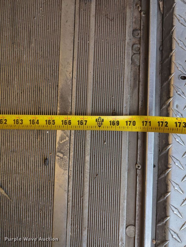 image for item MY9373 2006 Freightliner MT45  delivery truck