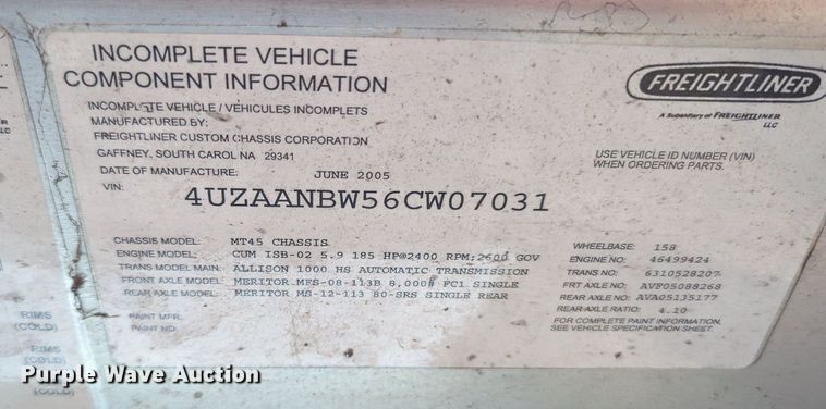 image for item MY9373 2006 Freightliner MT45  delivery truck