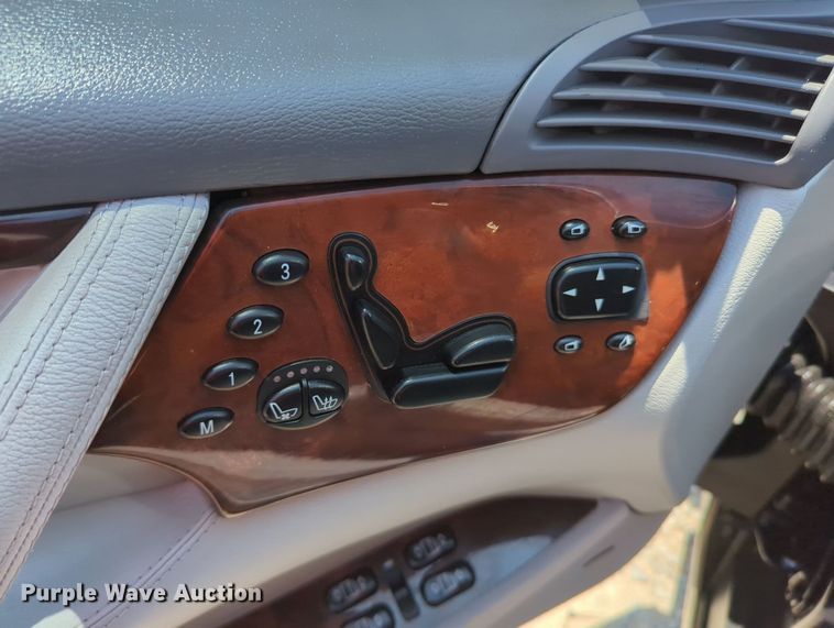 image for item MY9386 2002 Mercedes Benz CL500