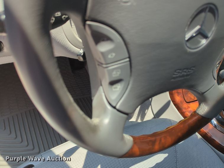 image for item MY9386 2002 Mercedes Benz CL500