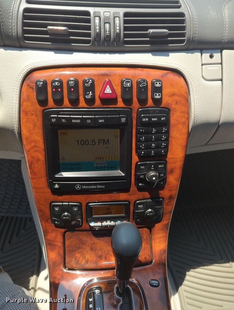 image for item MY9386 2002 Mercedes Benz CL500