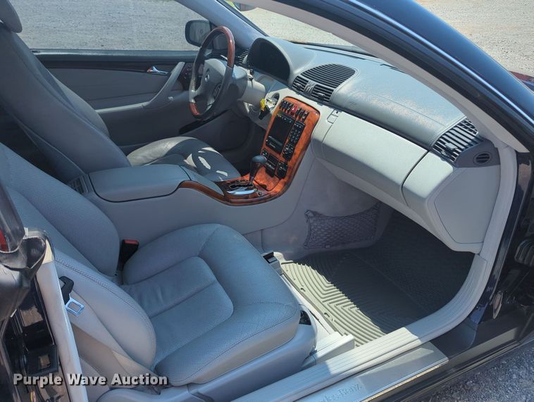 image for item MY9386 2002 Mercedes Benz CL500