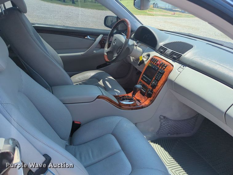 image for item MY9386 2002 Mercedes Benz CL500