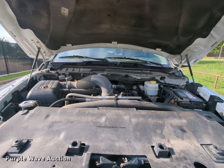 image for item MY9398 2013 Dodge Ram 2500  Crew Cab pickup truck