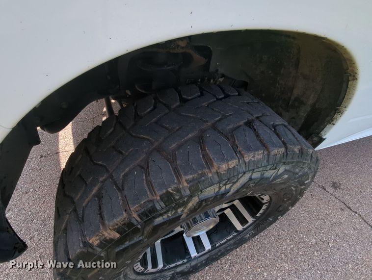 image for item MY9398 2013 Dodge Ram 2500  Crew Cab pickup truck