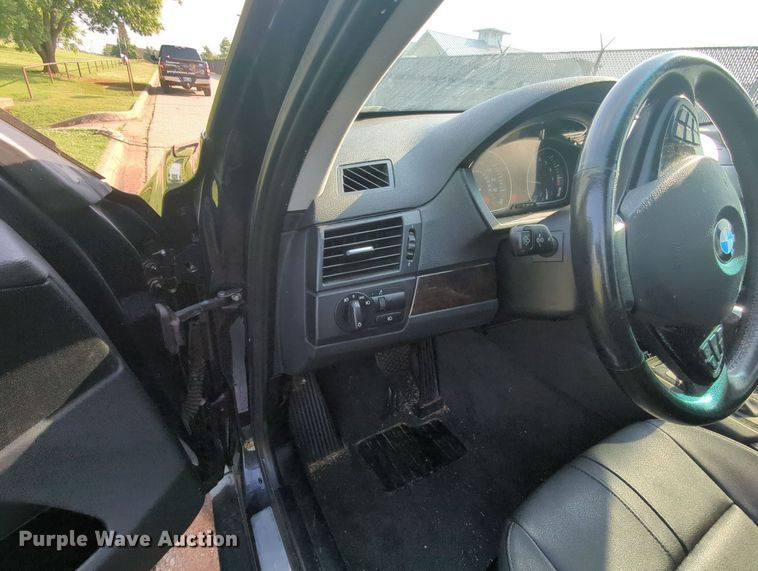 image for item MY9399 2007 BMW X3  SUV