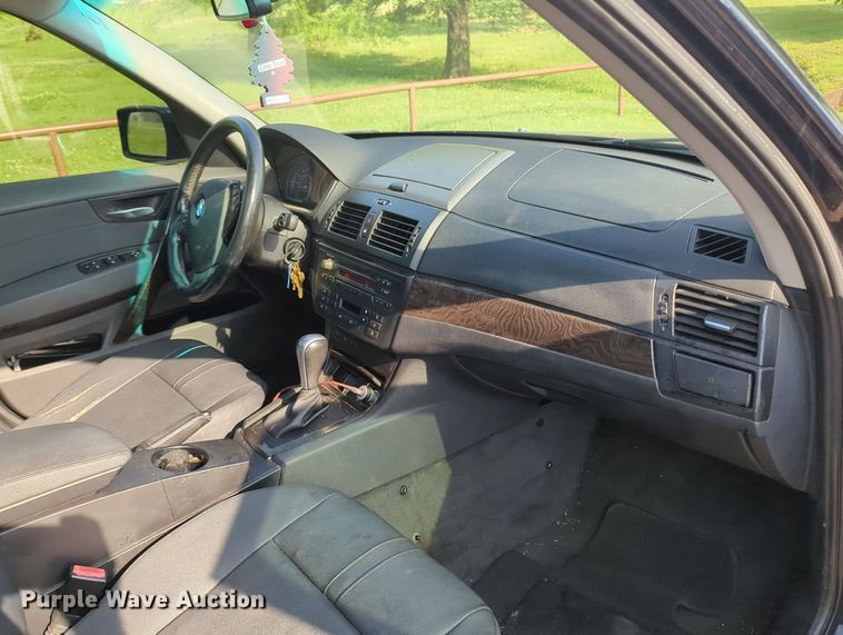 image for item MY9399 2007 BMW X3  SUV