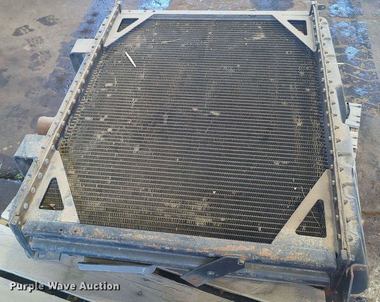 image for item MY9417 Radiator