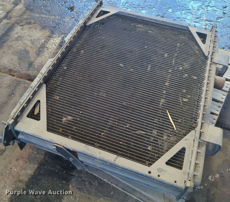 image for item MY9417 Radiator