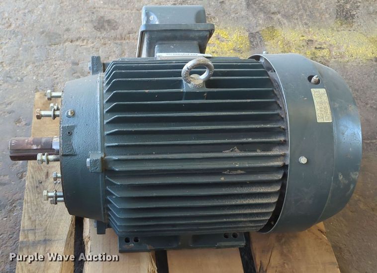 image for item MY9422 Toshiba 0854SDR42A-P  electric motor