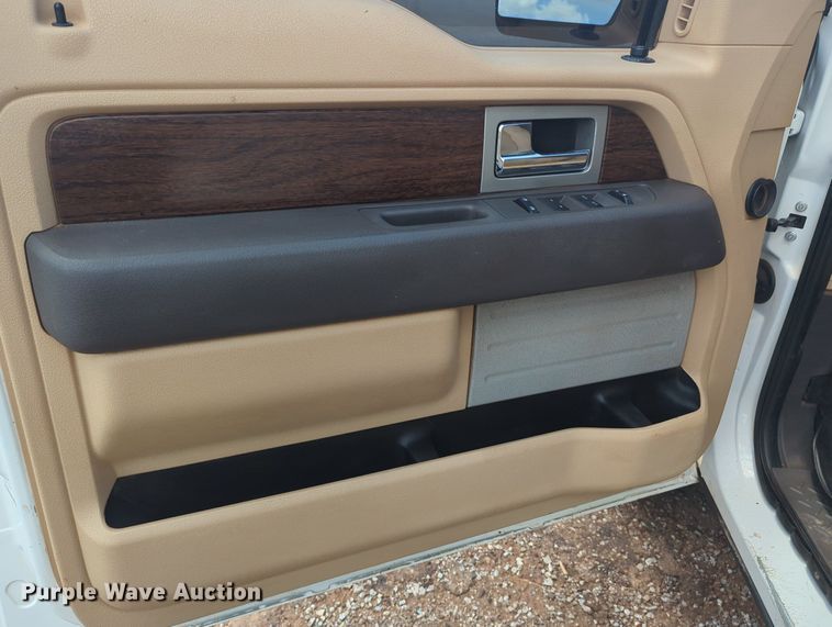 image for item MY9425 2014 Ford F150  SuperCrew pickup truck