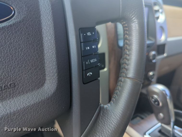 image for item MY9425 2014 Ford F150  SuperCrew pickup truck