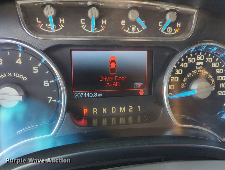 image for item MY9425 2014 Ford F150  SuperCrew pickup truck