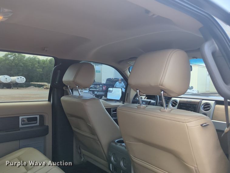 image for item MY9425 2014 Ford F150  SuperCrew pickup truck