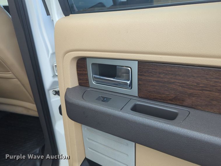 image for item MY9425 2014 Ford F150  SuperCrew pickup truck