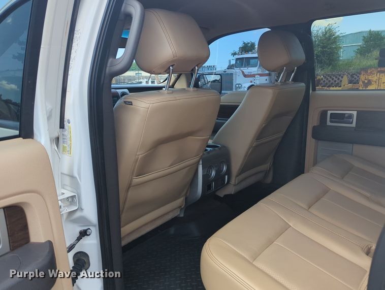 image for item MY9425 2014 Ford F150  SuperCrew pickup truck