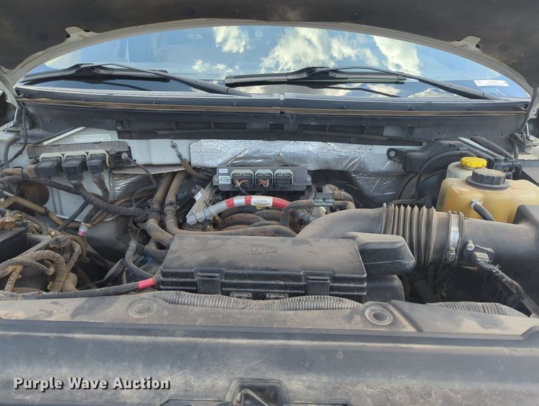 image for item MY9425 2014 Ford F150  SuperCrew pickup truck