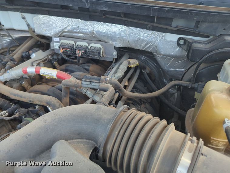 image for item MY9425 2014 Ford F150  SuperCrew pickup truck