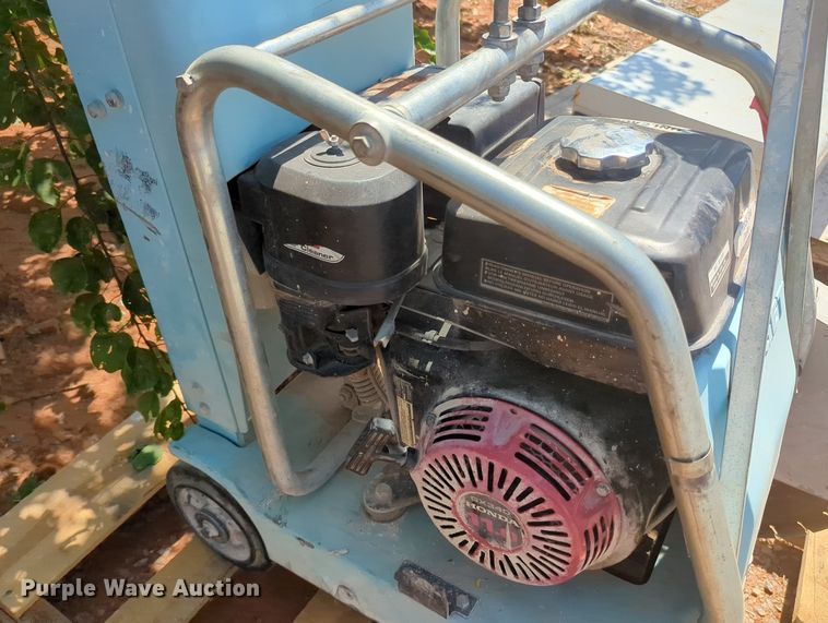 image for item MY9426 Target CS18  concrete saw