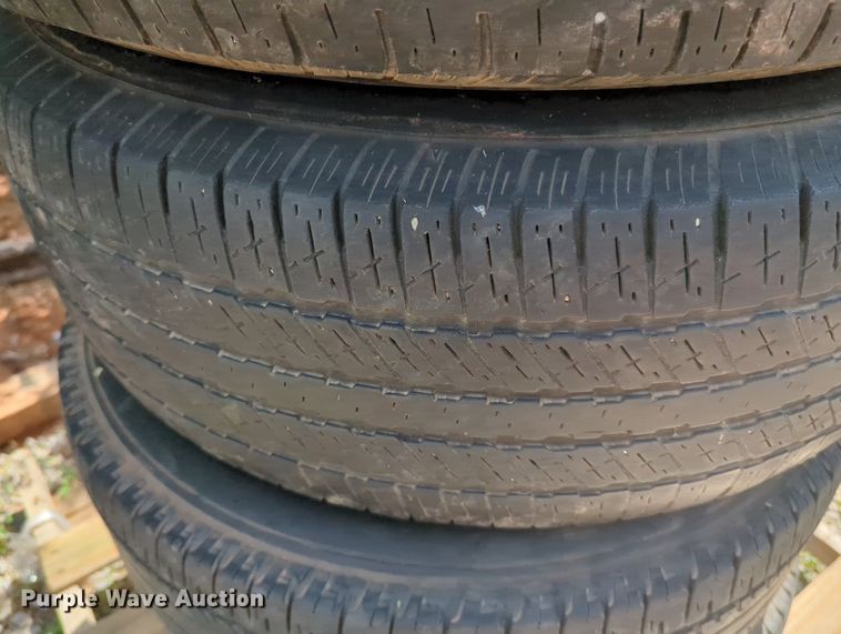 image for item MY9431 Tires and wheels